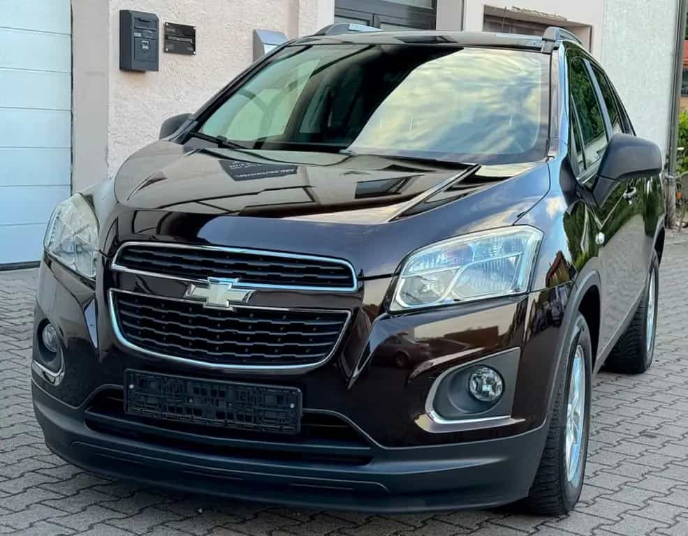 Chevrolet Trax 4x4 LS+ TEMPOMAT PDC 08/2013-photo-0