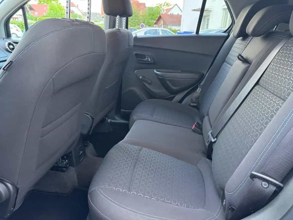 Chevrolet Trax 4x4 LS+ TEMPOMAT PDC 08/2013-photo-16