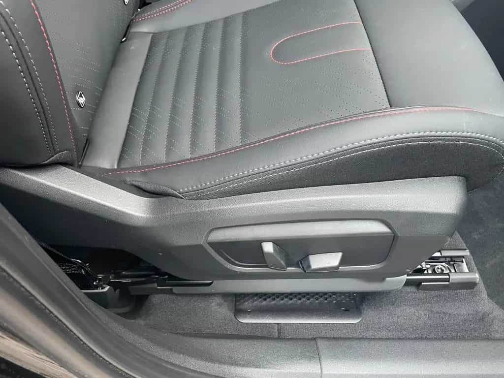 MINI Countryman C (Cooper) Countryman C John Cooper Works Trim Vollausst. 10/2025-photo-6