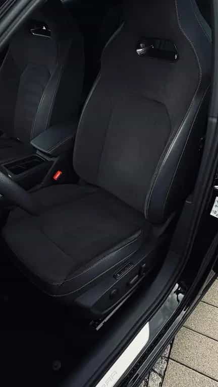 Cupra Formentor Tribe: Matrix LED/ AHK/ Panorama 05/2023-photo-10