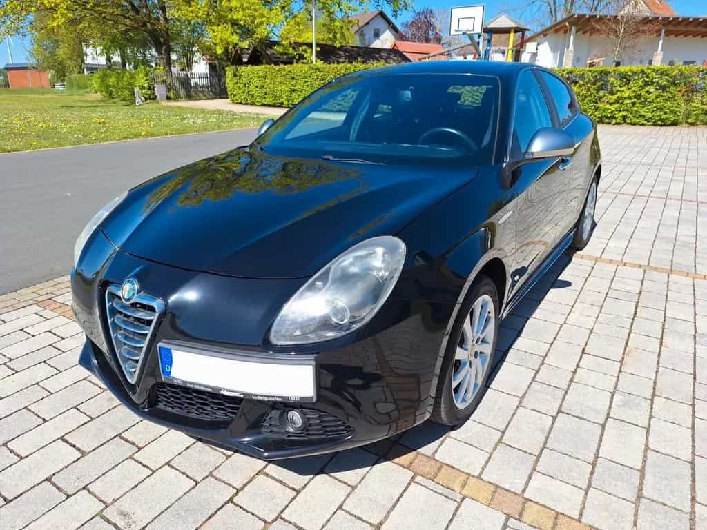Alfa Romeo Giulietta 2.0 JTDM 16V 103kW Turismo Turismo 10/2012-photo-1