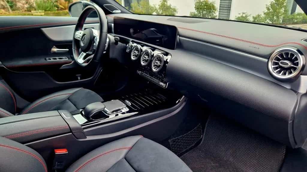 Mercedes-Benz CLA 220 Shooting Brake CLA 220 AMG AHK SHZ  Pano LED Navi Burmester 05/2020-photo-4