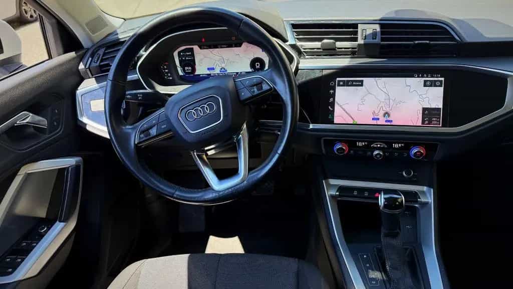 Audi Q3 2.0 Tdi STronic Business - 11/2021 11/2021-photo-6