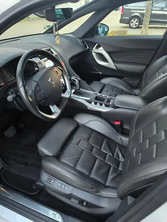 DS Automobiles DS5 BlueHDi 180 Stop&Start EAT6 - 08/2017-photo-13