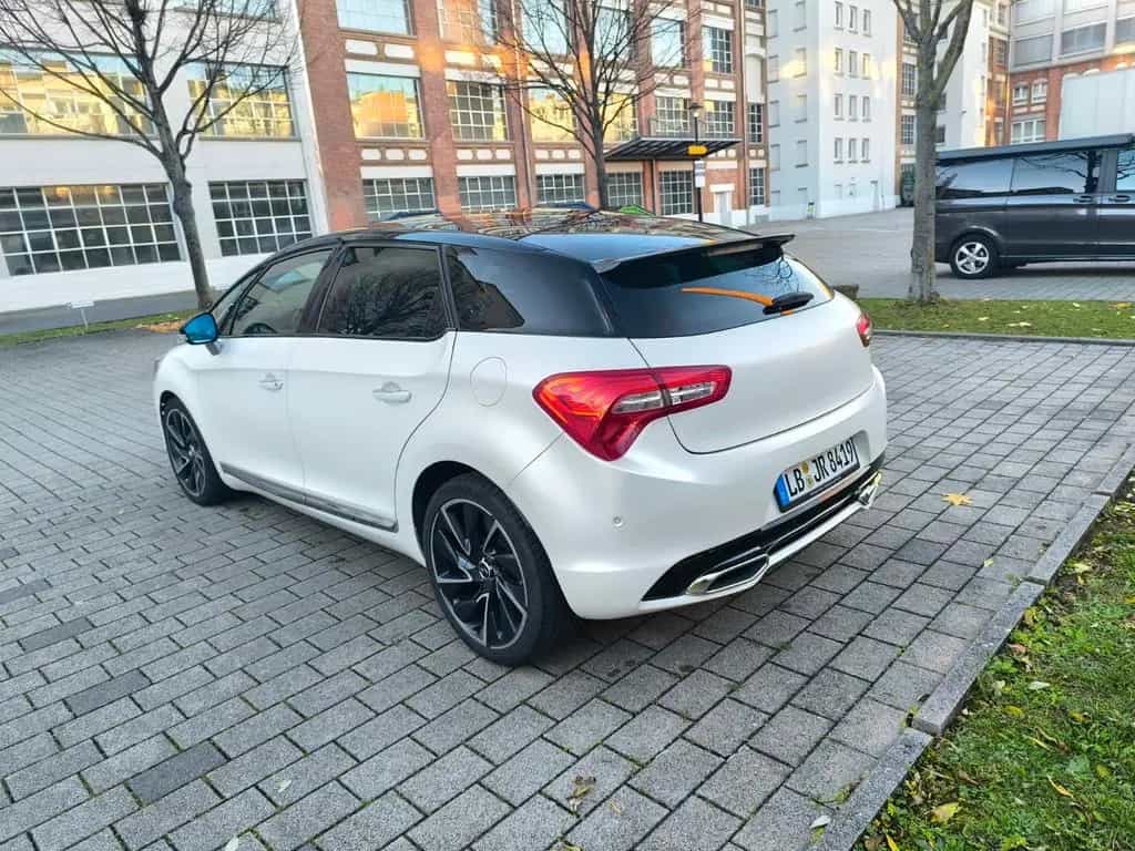 DS Automobiles DS5 BlueHDi 180 Stop&Start EAT6 - 08/2017-photo-6