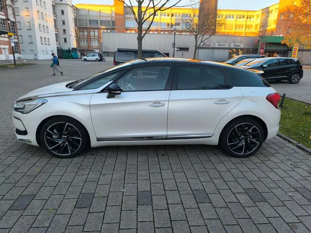 DS Automobiles DS5 BlueHDi 180 Stop&Start EAT6 - 08/2017-photo-7