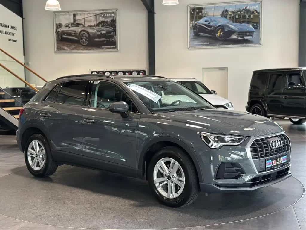 Audi Q3 35 TFSI S tronic Sport 1.HA/NAVI/LED/ACC/LM 04/2023-photo-1