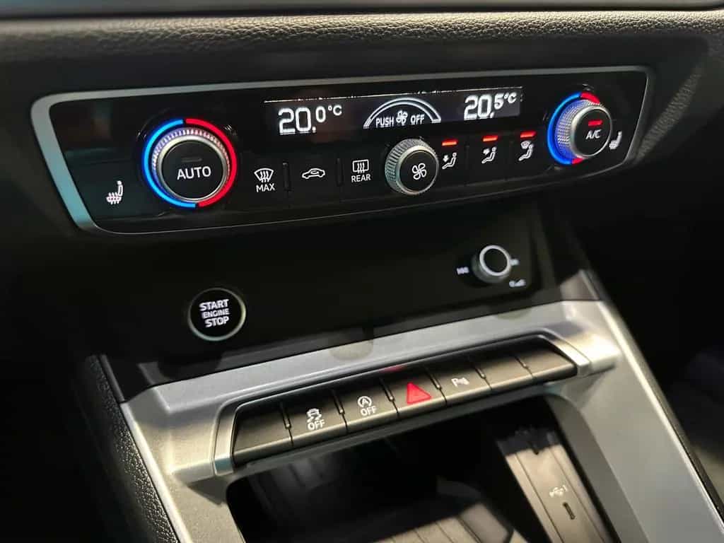 Audi Q3 35 TFSI S tronic Sport 1.HA/NAVI/LED/ACC/LM 04/2023-photo-30