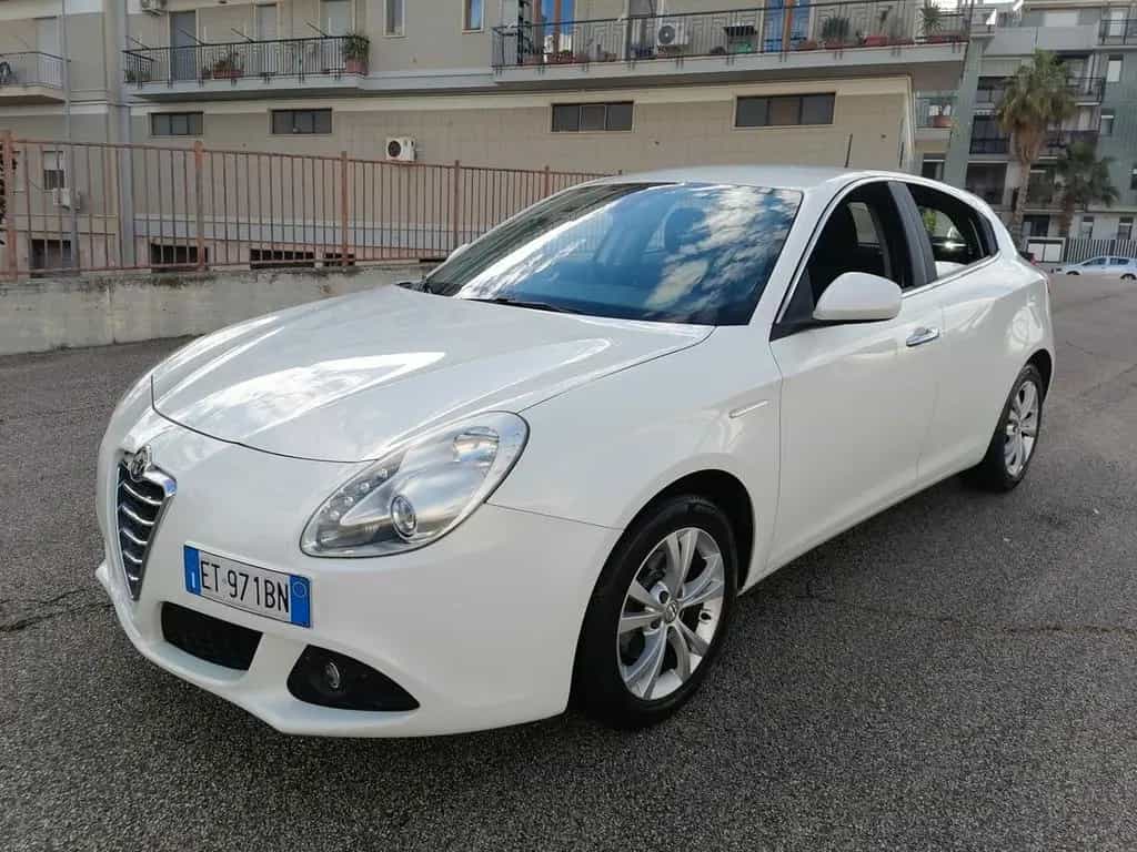 Alfa Romeo Giulietta 1.6 JTDm-2 105 CV *127.000k 10/2013-photo-0
