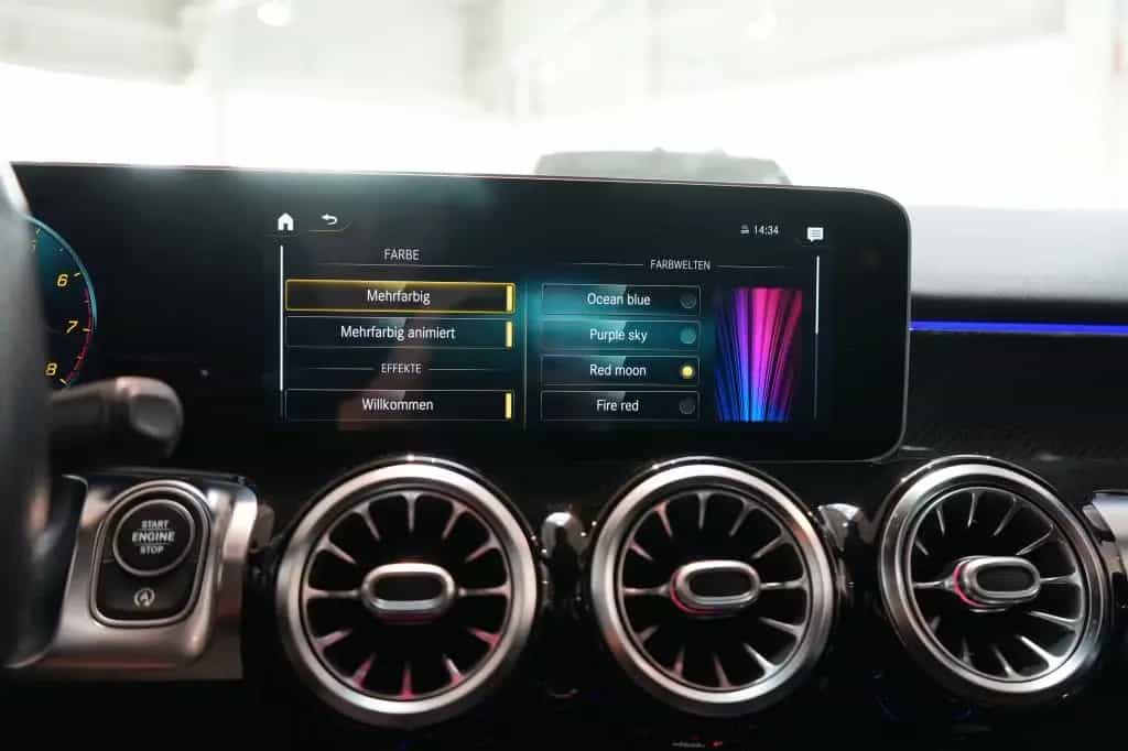 Mercedes-Benz GLB 200 7G AMG Line *LED*Navi*Kamera*Virtual*AHK 09/2020-photo-16