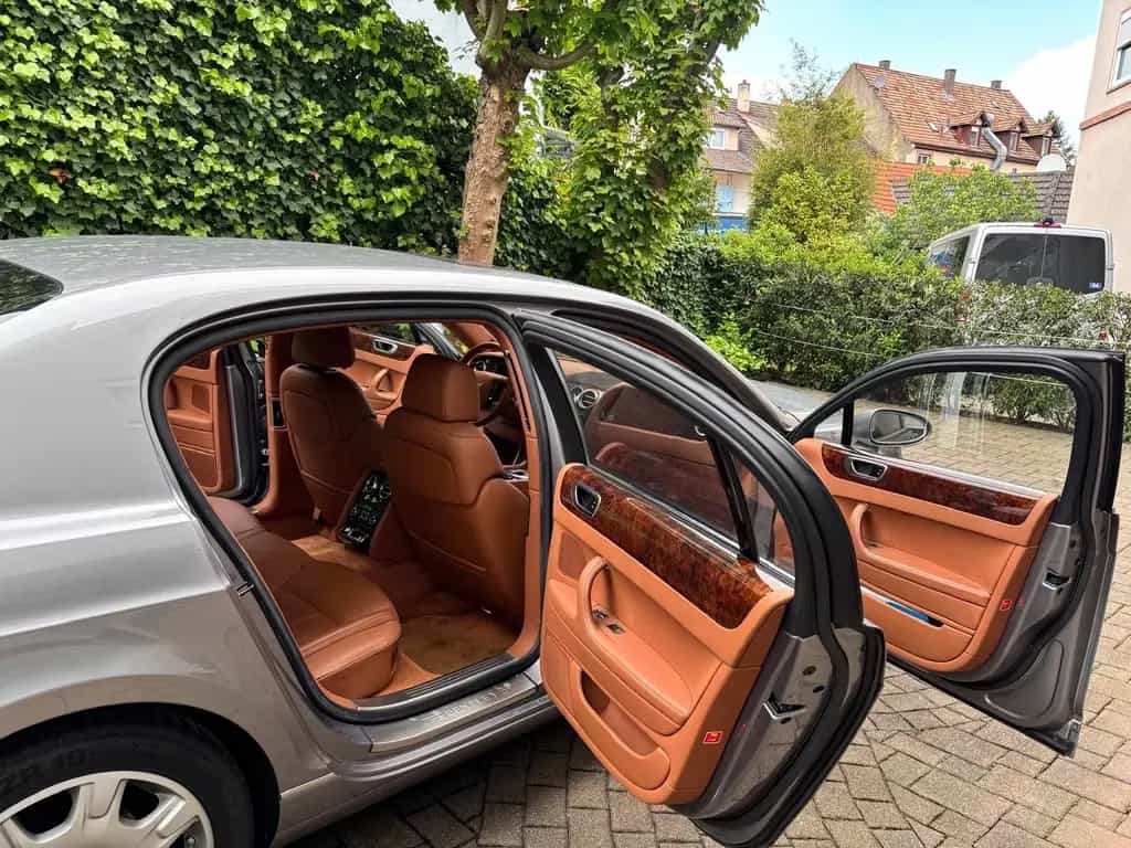 Bentley Flying Spur sehr gepflegt wg. Todesfall 11/2005-photo-1