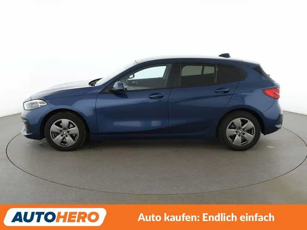 BMW 118 i Advantage Aut*NAVI*LED*TEMPO*PDC*SHZ* 12/2020-photo-2