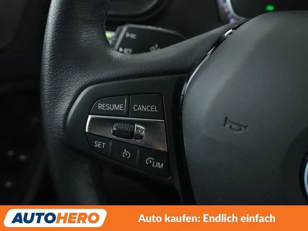BMW 118 i Advantage Aut*NAVI*LED*TEMPO*PDC*SHZ* 12/2020-photo-27