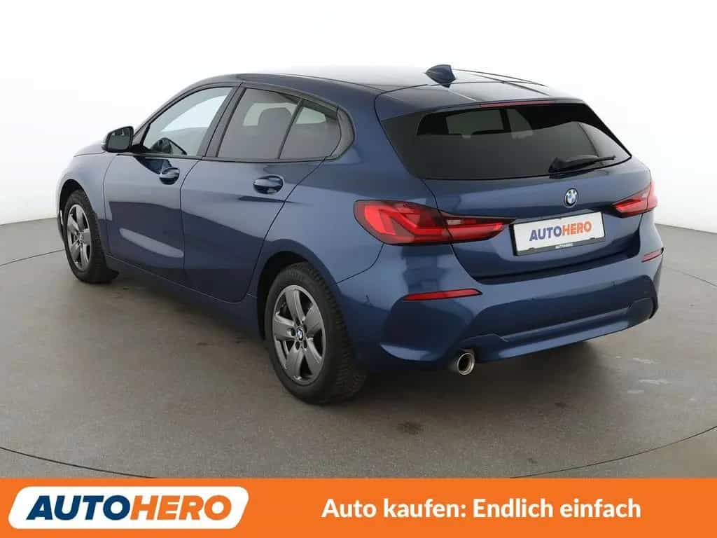 BMW 118 i Advantage Aut*NAVI*LED*TEMPO*PDC*SHZ* 12/2020-photo-3