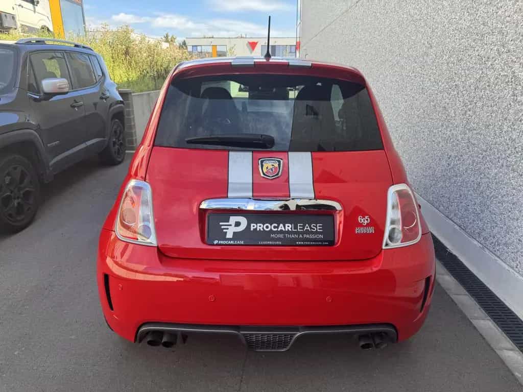Abarth 695 TRIBUTO FERRARI /CARBON/N°1056/1199 12/2011-photo-13