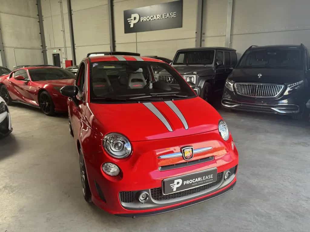 Abarth 695 TRIBUTO FERRARI /CARBON/N°1056/1199 12/2011-photo-16