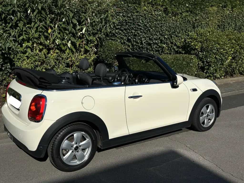 MINI One Cabrio One 05/2016-photo-1