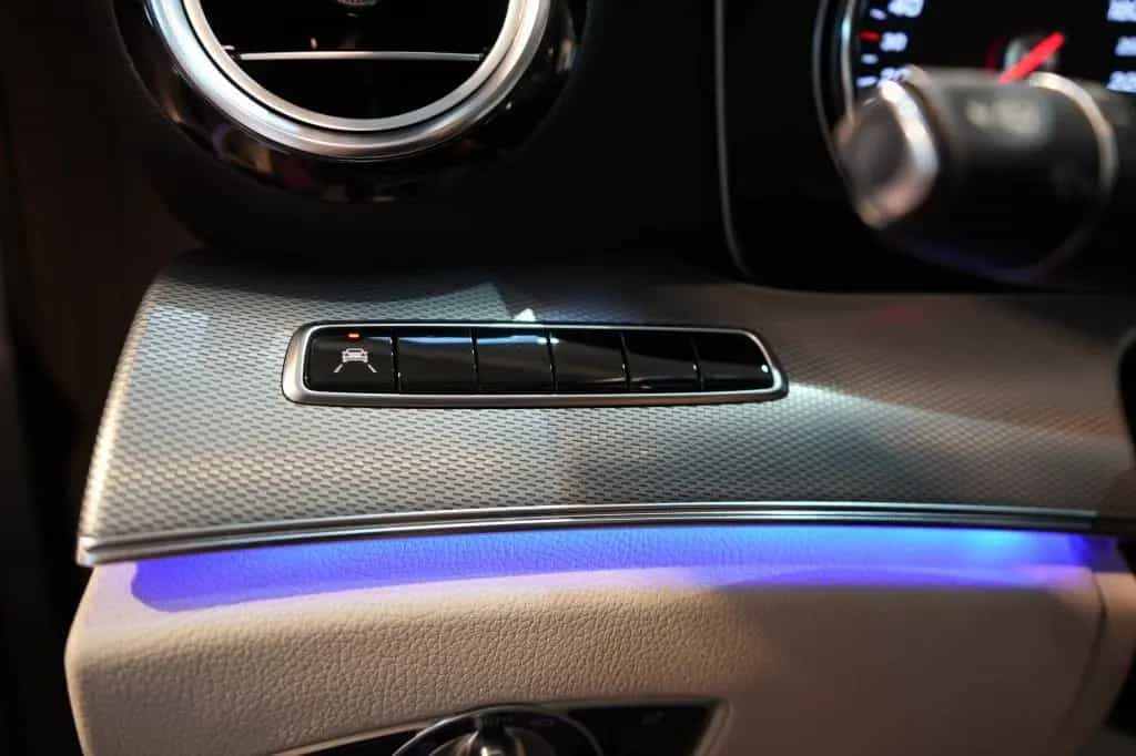 Mercedes-Benz E-Class d 4Matic T 9G Avantgarde *LED*Kamera* 03/2020-photo-13
