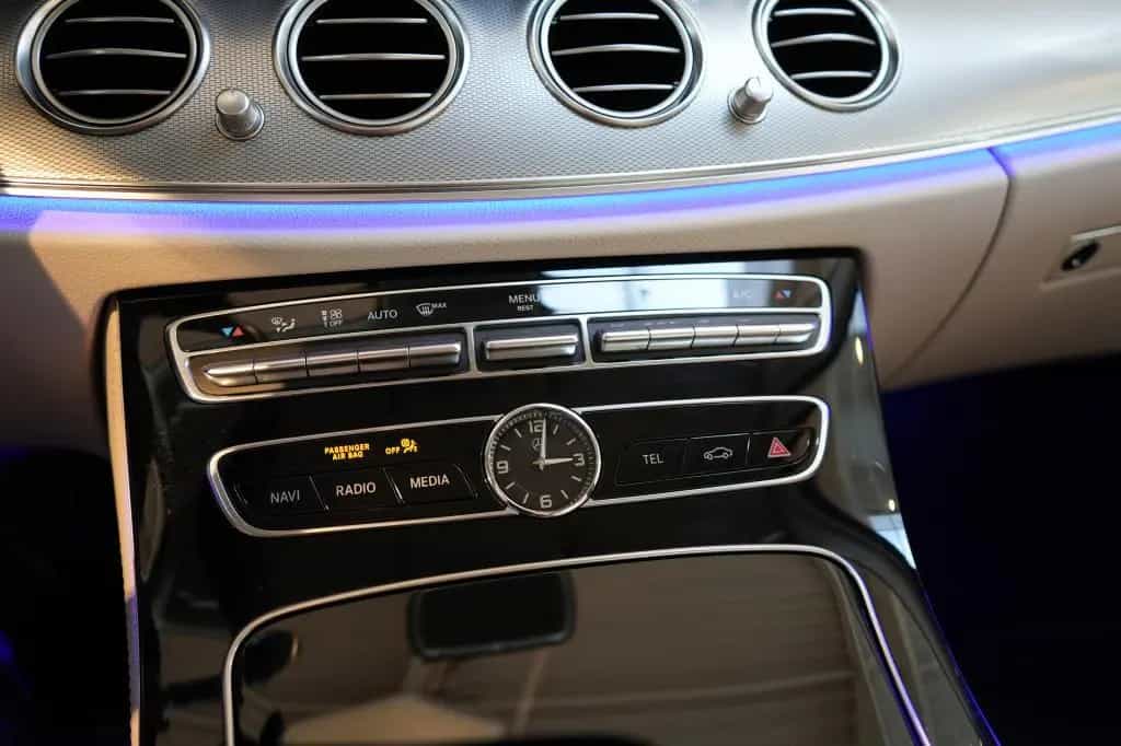 Mercedes-Benz E-Class d 4Matic T 9G Avantgarde *LED*Kamera* 03/2020-photo-18