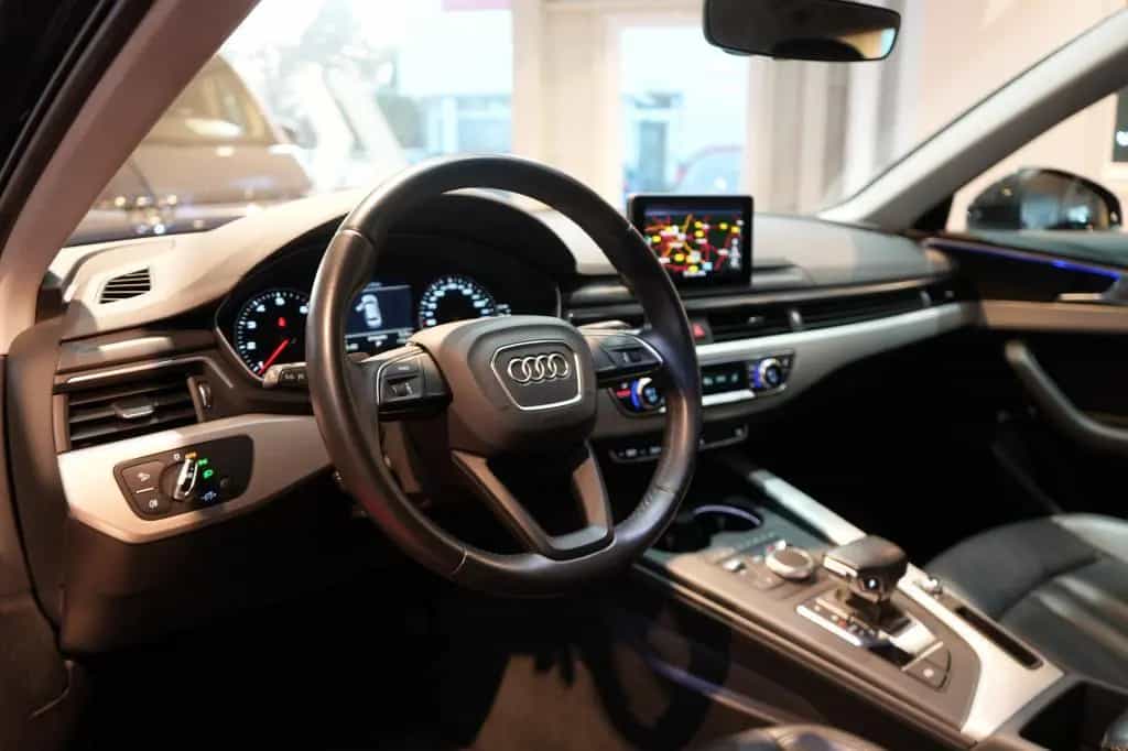Audi A4 Avant 2.0 TFSI ultra *LED*Navi*Kamera* 12/2015-photo-10