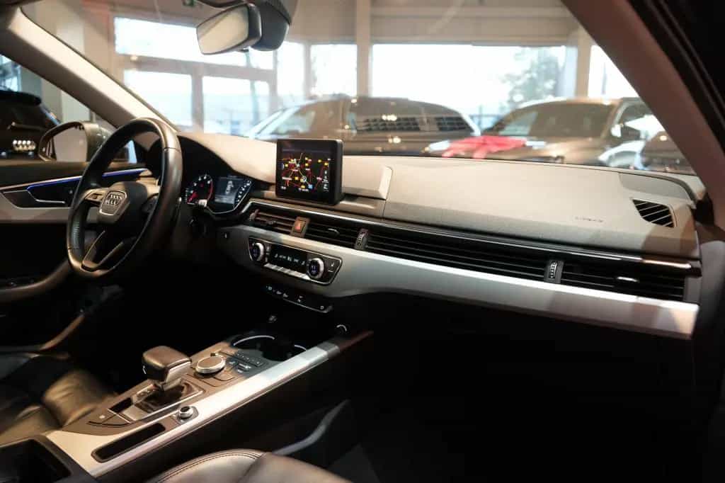 Audi A4 Avant 2.0 TFSI ultra *LED*Navi*Kamera* 12/2015-photo-7