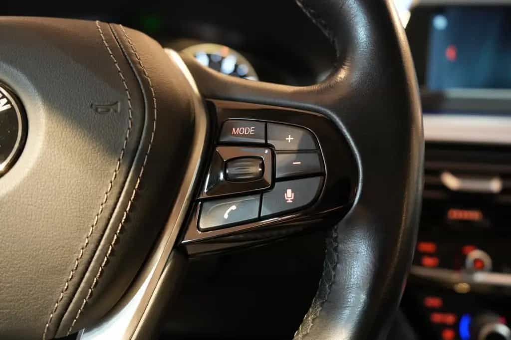 BMW 520 d *LED*Navi*Klima*SHZ* 04/2019-photo-17