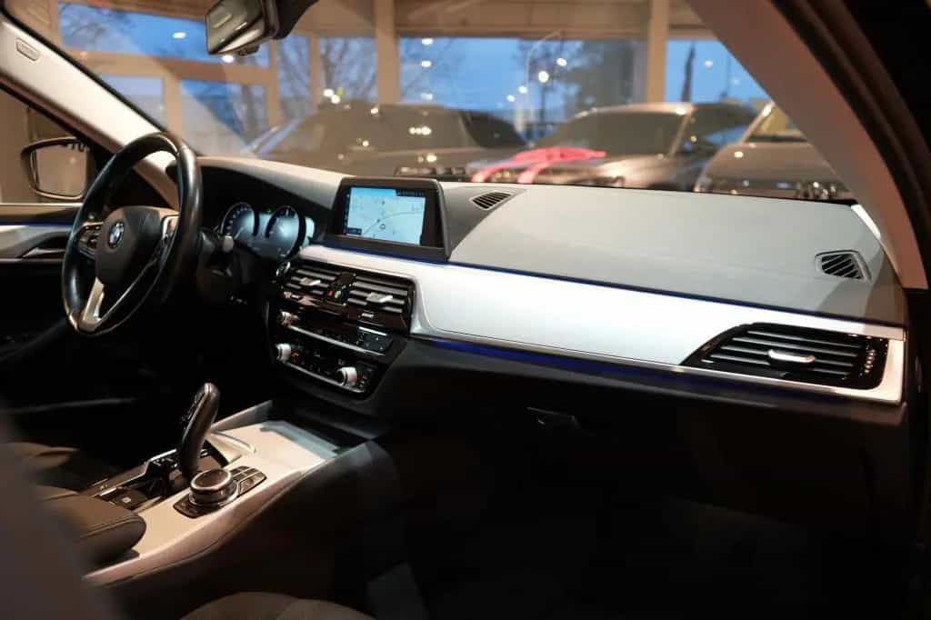 BMW 520 d *LED*Navi*Klima*SHZ* 04/2019-photo-6