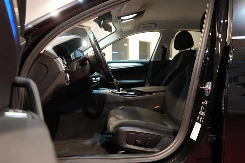 BMW 520 d *LED*Navi*Klima*SHZ* 04/2019-photo-8