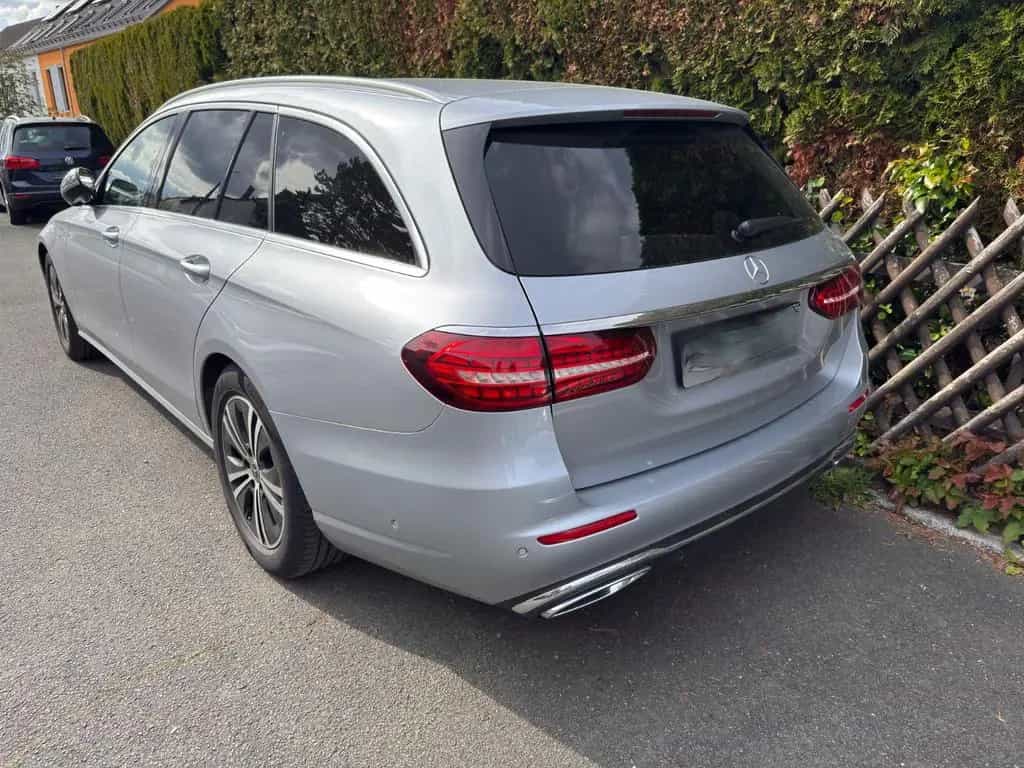 Mercedes-Benz E 200 8fach*AHK*MBUX*LED*Avantgarde*Business*Parktro 12/2021-photo-12
