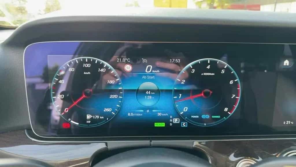 Mercedes-Benz E 200 8fach*AHK*MBUX*LED*Avantgarde*Business*Parktro 12/2021-photo-3