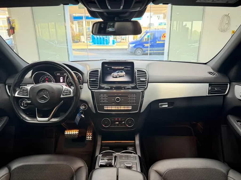 Mercedes-Benz GLE 43 AMG 4 MATIC STANDHZG LED KAMERA Airmatic 02/2017-photo-21
