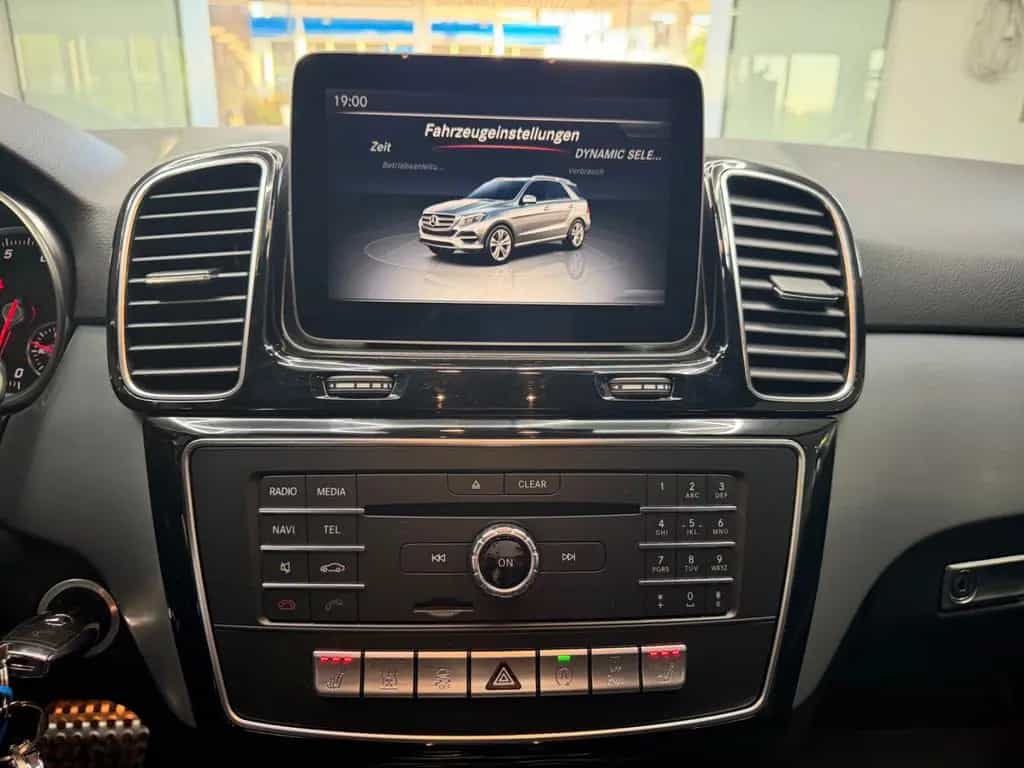 Mercedes-Benz GLE 43 AMG 4 MATIC STANDHZG LED KAMERA Airmatic 02/2017-photo-25
