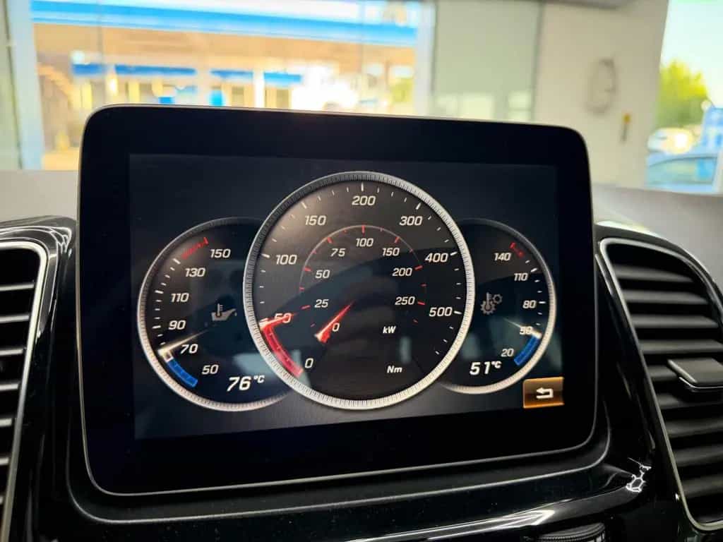 Mercedes-Benz GLE 43 AMG 4 MATIC STANDHZG LED KAMERA Airmatic 02/2017-photo-33