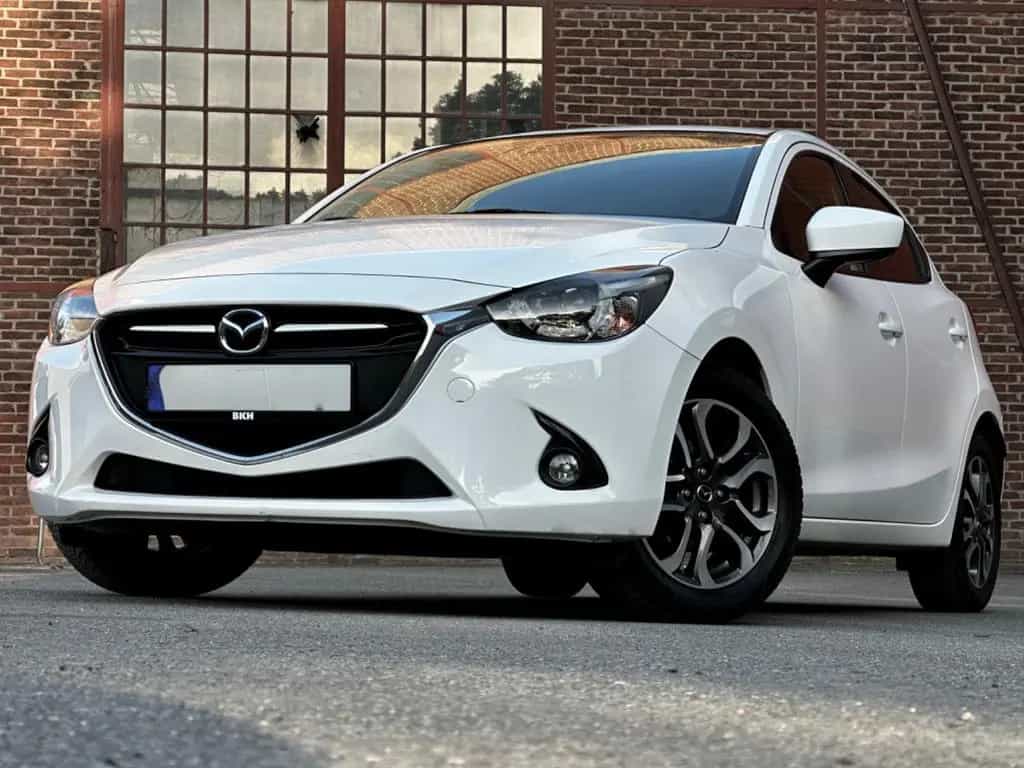 Mazda 2 Sports-Line*Multi*Tempo*Navi*Spur*SHZ*PDC*EU6 11/2015-photo-0