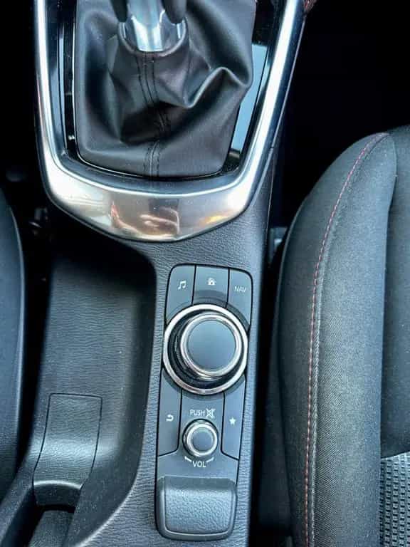 Mazda 2 Sports-Line*Multi*Tempo*Navi*Spur*SHZ*PDC*EU6 11/2015-photo-15