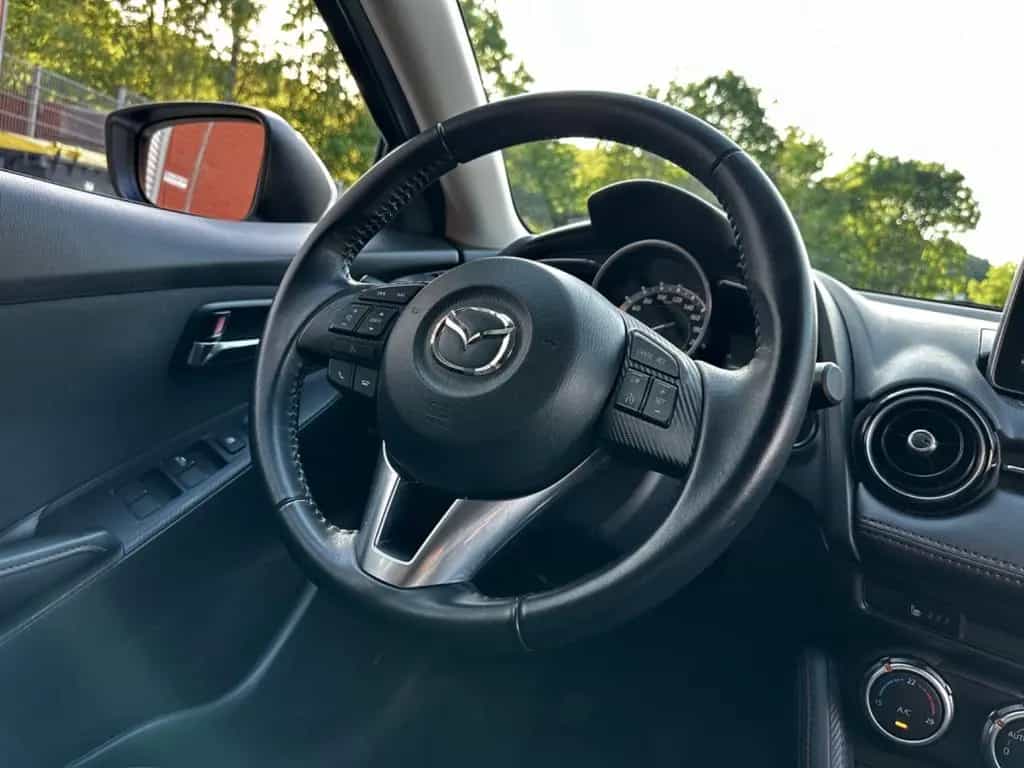 Mazda 2 Sports-Line*Multi*Tempo*Navi*Spur*SHZ*PDC*EU6 11/2015-photo-17