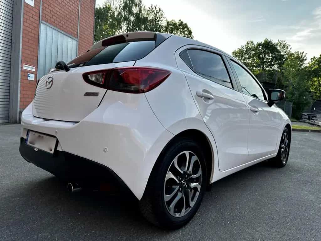 Mazda 2 Sports-Line*Multi*Tempo*Navi*Spur*SHZ*PDC*EU6 11/2015-photo-7