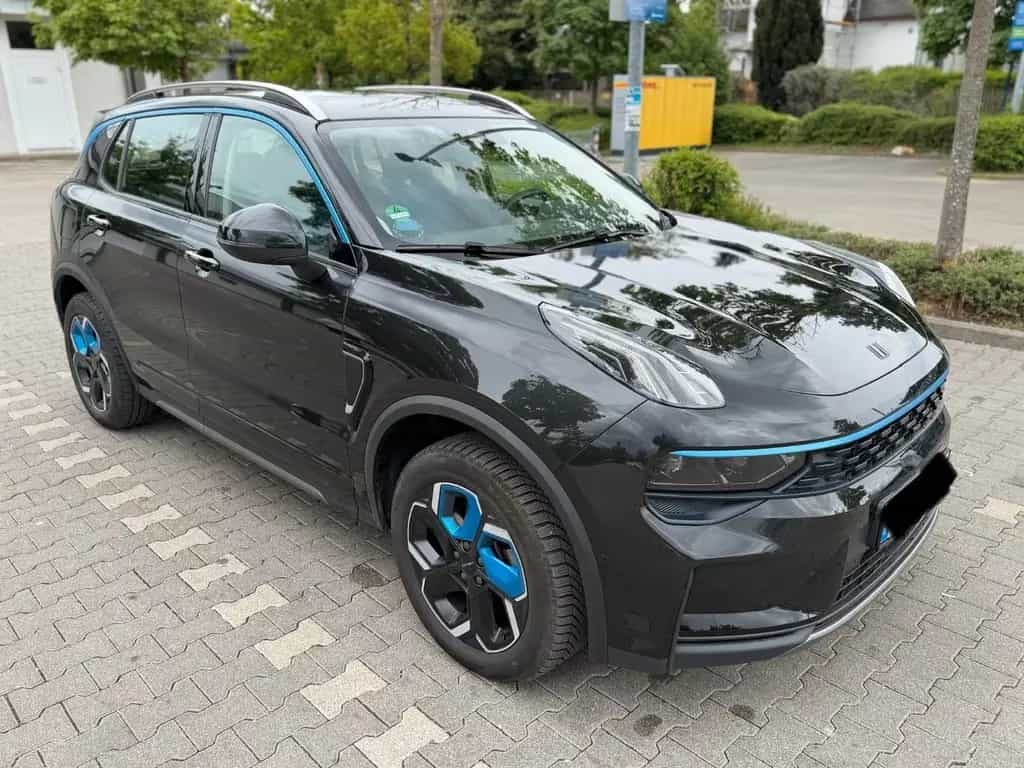 Lynk&Co 01 1.5 145KW 01 HEV DCT in sehr gutem Zustand 12/2021-photo-0