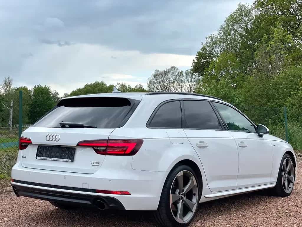 Audi A4 Avant 2.0 Tfsi* S line Plus*RFK*LED*19 Zoll* 07/2018-photo-4