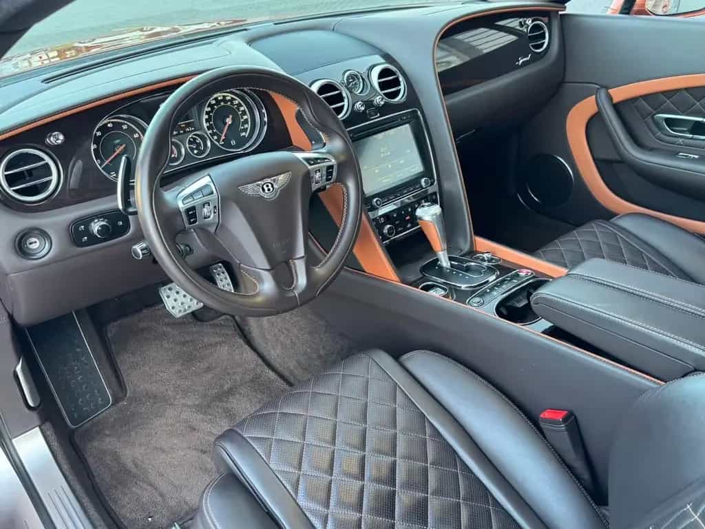 Bentley Continental GT 6.0 W12 Speed 4WD Mulliner 06/2016-photo-10