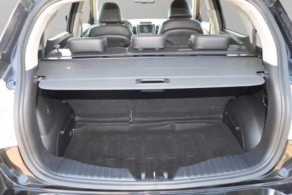 Ssangyong Tivoli 1.6 e-XDi 160 /KAMERA/LEDER/LED 12/2015-photo-18
