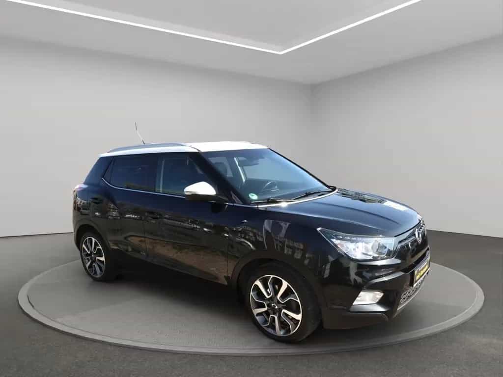 Ssangyong Tivoli 1.6 e-XDi 160 /KAMERA/LEDER/LED 12/2015-photo-2