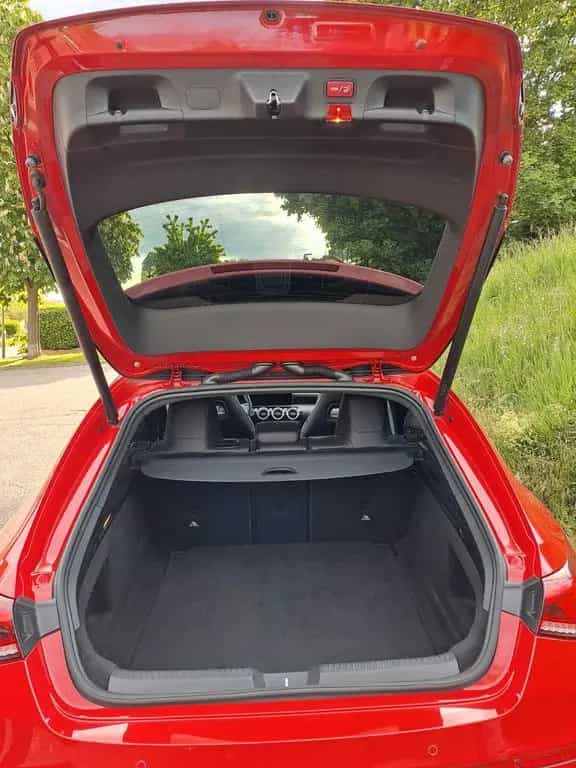 Mercedes-Benz CLA 220 Shooting Brake /DCT/AMG-Line/Pano/LED 09/2019-photo-12