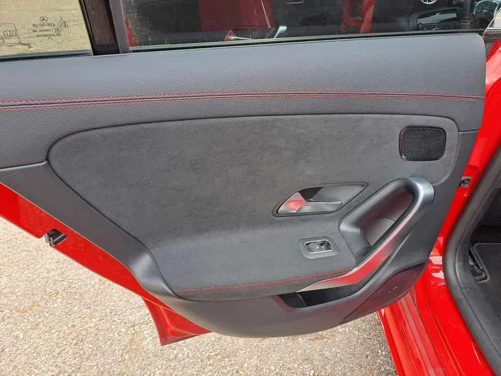 Mercedes-Benz CLA 220 Shooting Brake /DCT/AMG-Line/Pano/LED 09/2019-photo-9