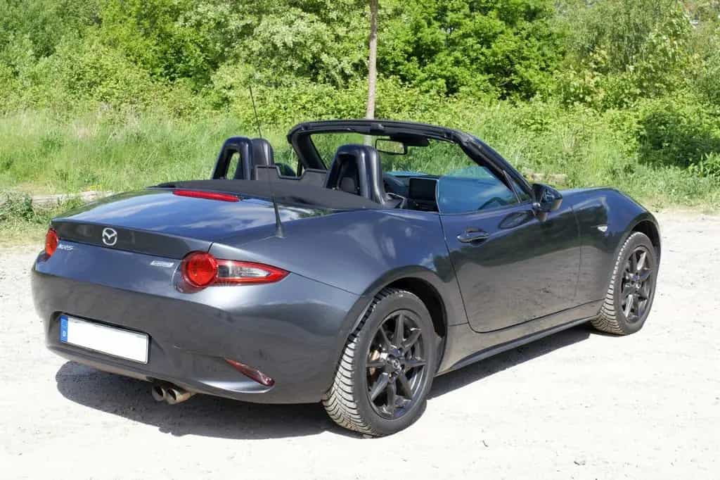 Mazda MX-5 1.5 SKYACTIV-G 131 Exclusive-Line Exclu... 12/2016-photo-2