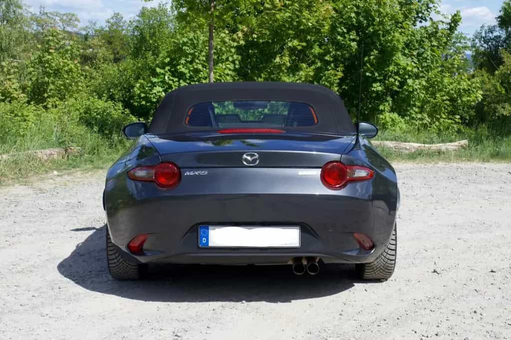 Mazda MX-5 1.5 SKYACTIV-G 131 Exclusive-Line Exclu... 12/2016-photo-4