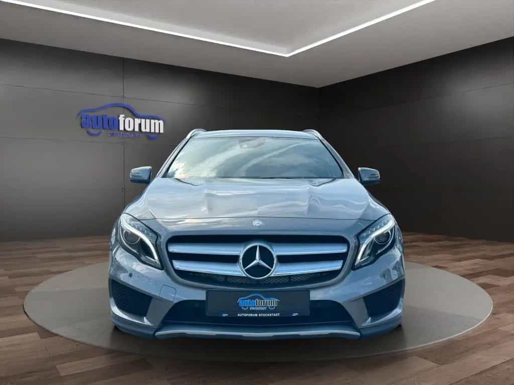 Mercedes-Benz GLA 200 AMG°NAVI°BI-XENON°HARMAN&KARDON°20"LM 03/2015-photo-1