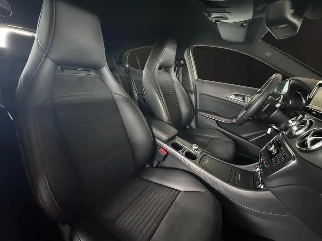 Mercedes-Benz GLA 200 AMG°NAVI°BI-XENON°HARMAN&KARDON°20"LM 03/2015-photo-12