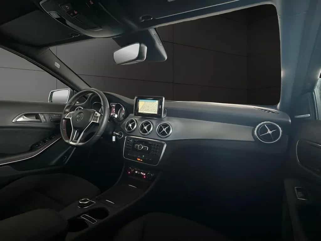 Mercedes-Benz GLA 200 AMG°NAVI°BI-XENON°HARMAN&KARDON°20"LM 03/2015-photo-13