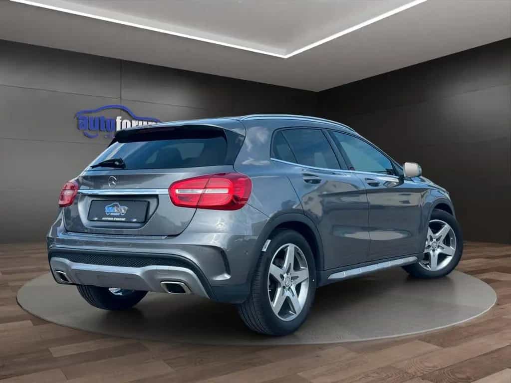 Mercedes-Benz GLA 200 AMG°NAVI°BI-XENON°HARMAN&KARDON°20"LM 03/2015-photo-3